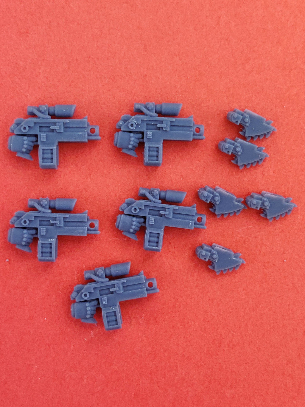 Image of the set of Heresy Bits - 5x Umbra Boltguns (+5 Chain Bayonets) - by Seaside Crow