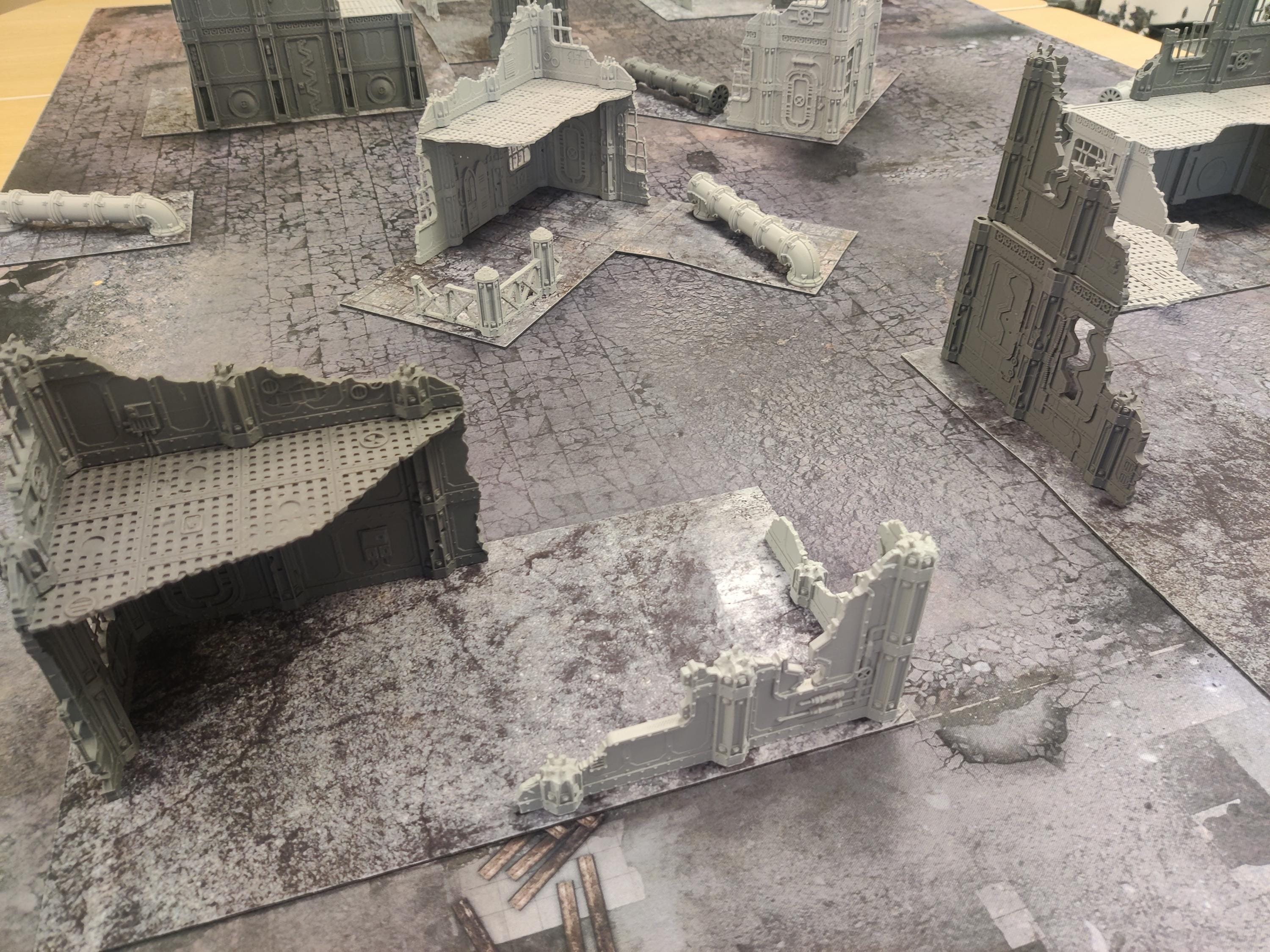 Image of the set of Fabricators Lair - Terrain Set (Competetive Setup 10th) - by Seaside Crow