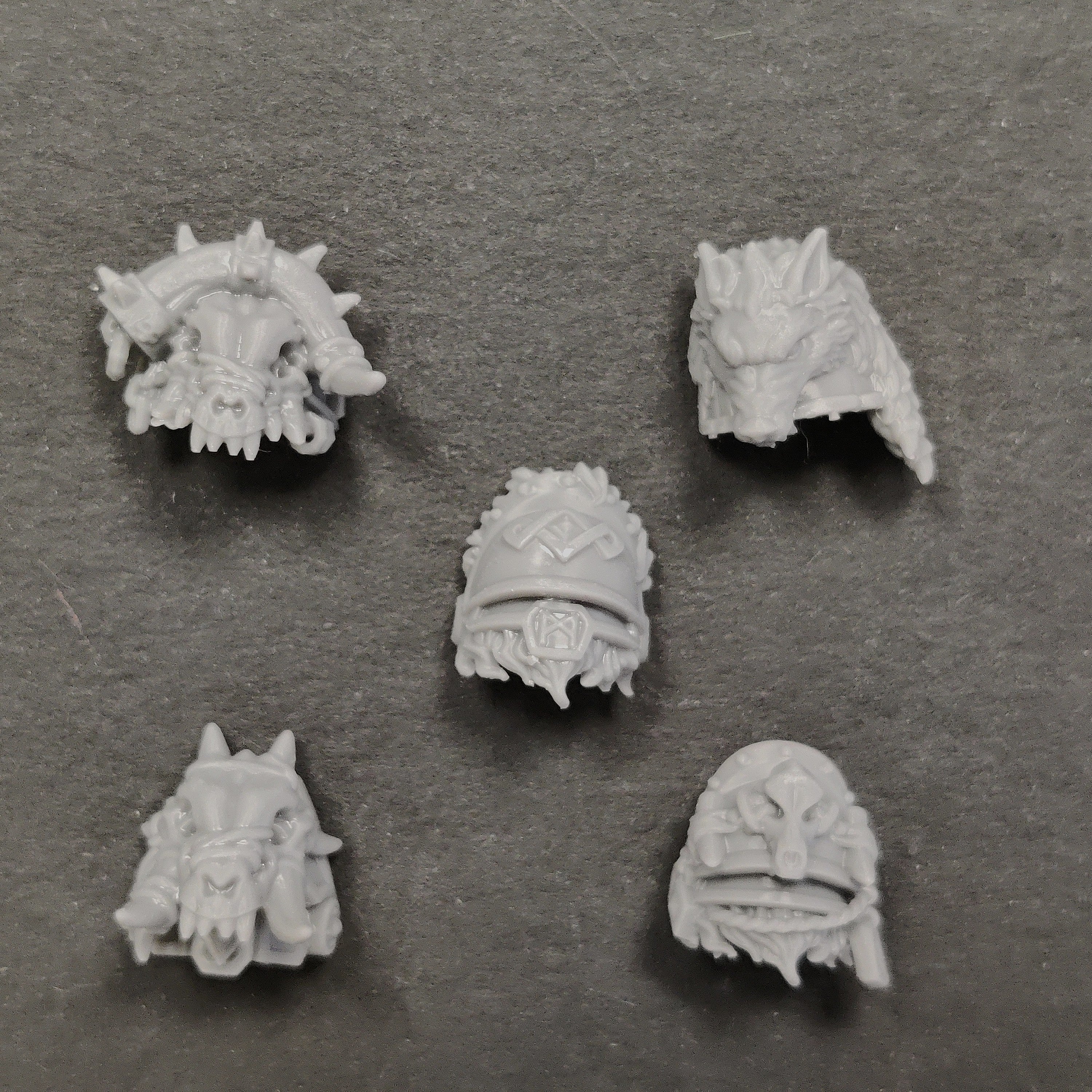 Image of the set of Primal Hounds - 5x Shoulder Pads - by Seaside Crow